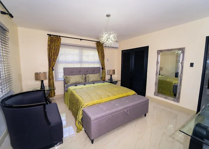 Lagoon View Holiday home *
